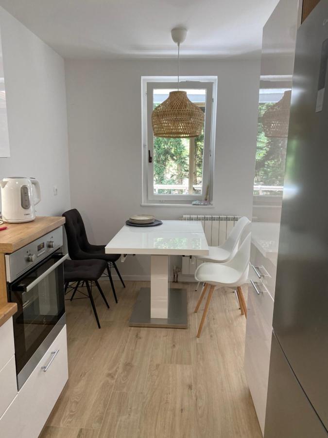 At Alex Apartments Копер Экстерьер фото